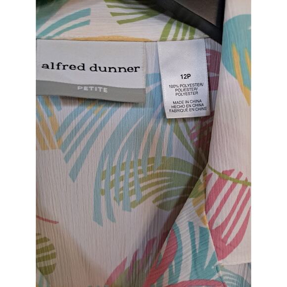 Alfred Dunner Petite Button Up Hawaiian Style Blouse Size 12P - Picture 4 of 5